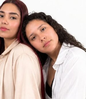 LindaAndSonya